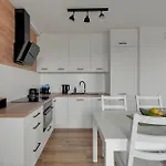 Baltic Seaside Letnica With Parking By Lion شقة غدانسك