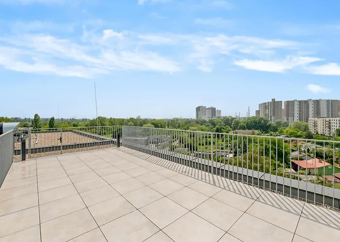 Apartment Baltic Seaside Letnica With Parking By Lion