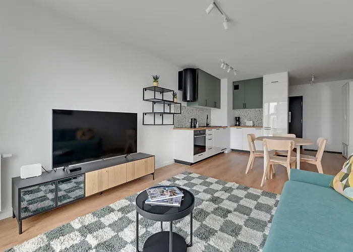 Apartment Baltic Seaside Letnica With Parking By Lion *