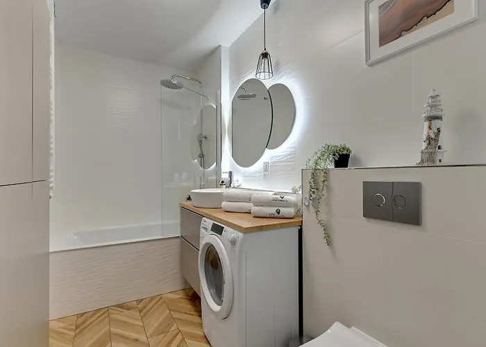 Baltic Seaside Letnica With Parking By Lion Apartment *